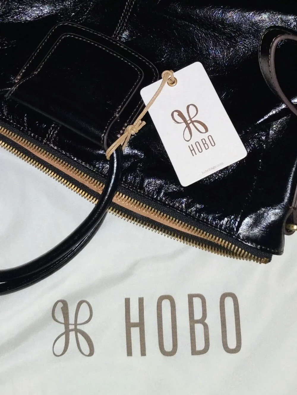 NWT Hobo Sheila Large Satchel - Polished Black
